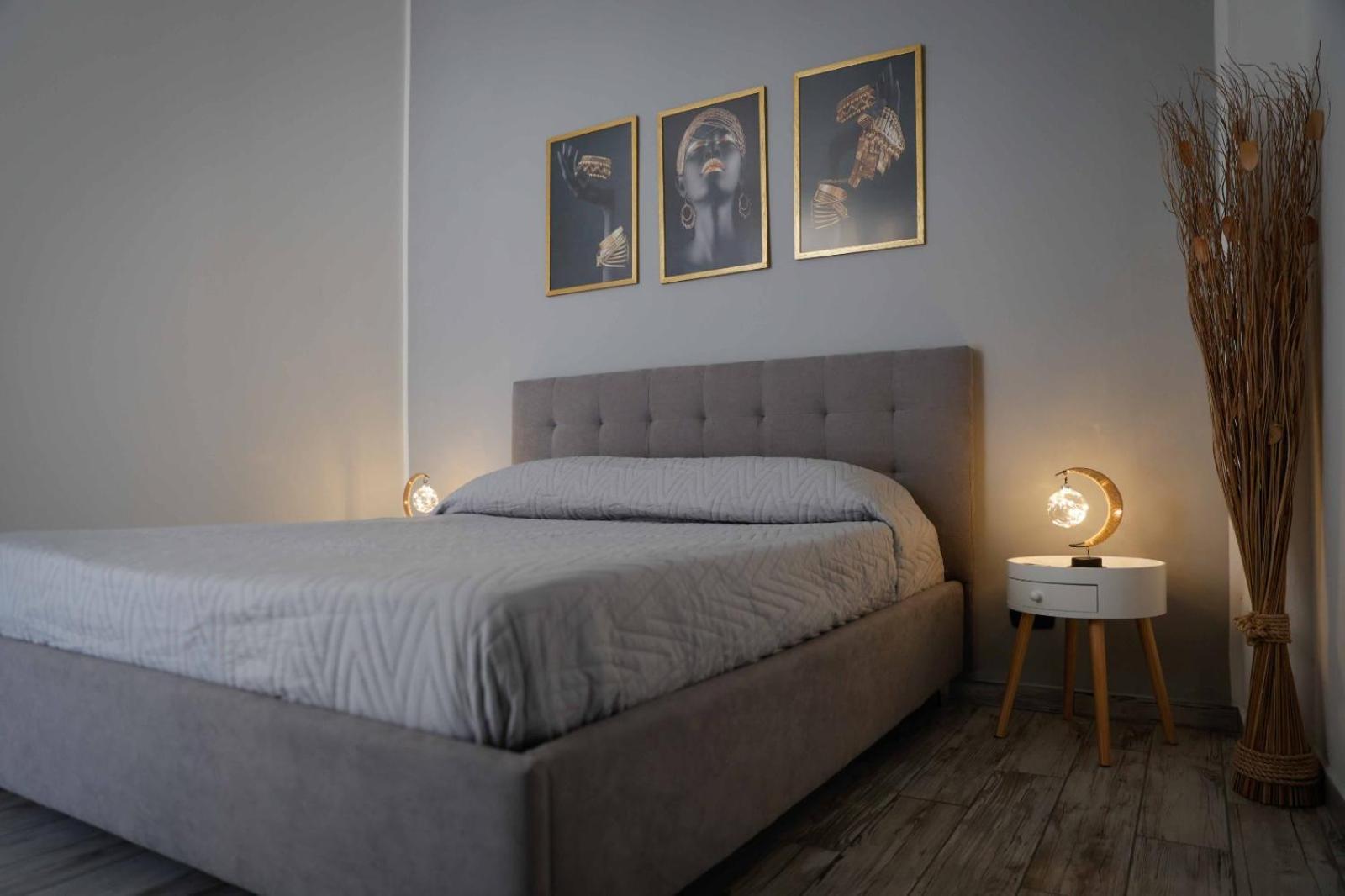 Stay In The Heart Of Salerno - Near The Duomo "La Finestra Sul Borgo" Extérieur photo